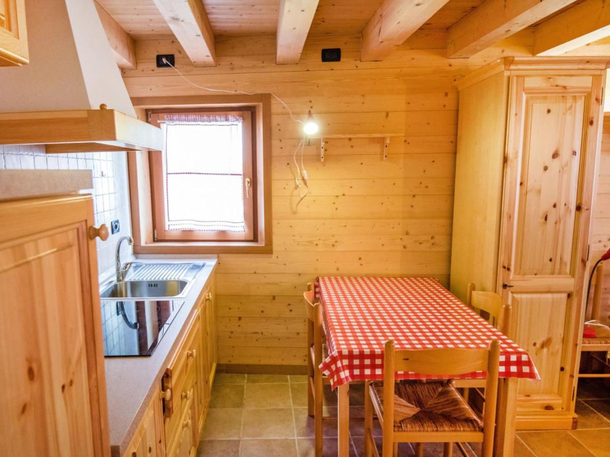 Apartment Albergo Diffuso - Cjasa De Barce-1 By Interhome Barcis Eksteriør billede